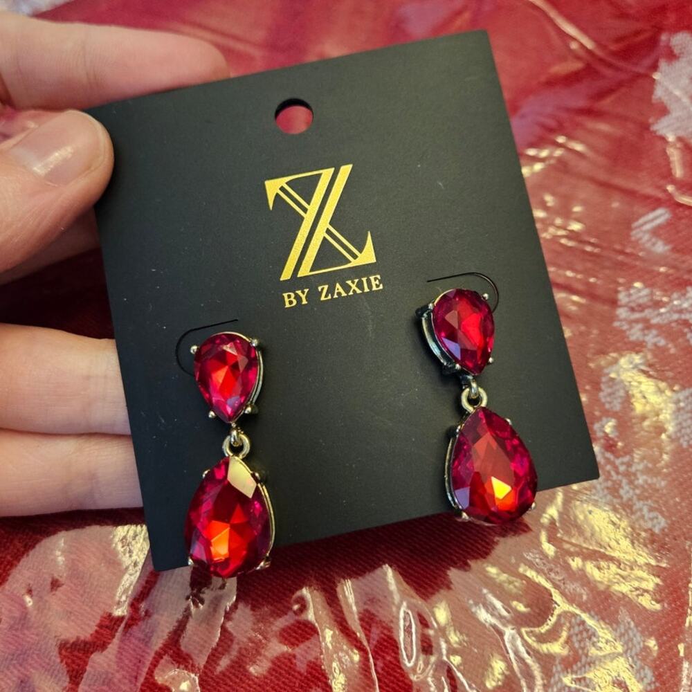 Z by Zaxie Red Crystal Teardrop Drop Earrings NWT Royalcore Statement